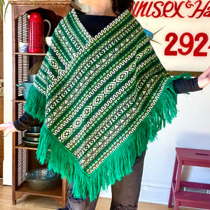 TOPPER SHAWL