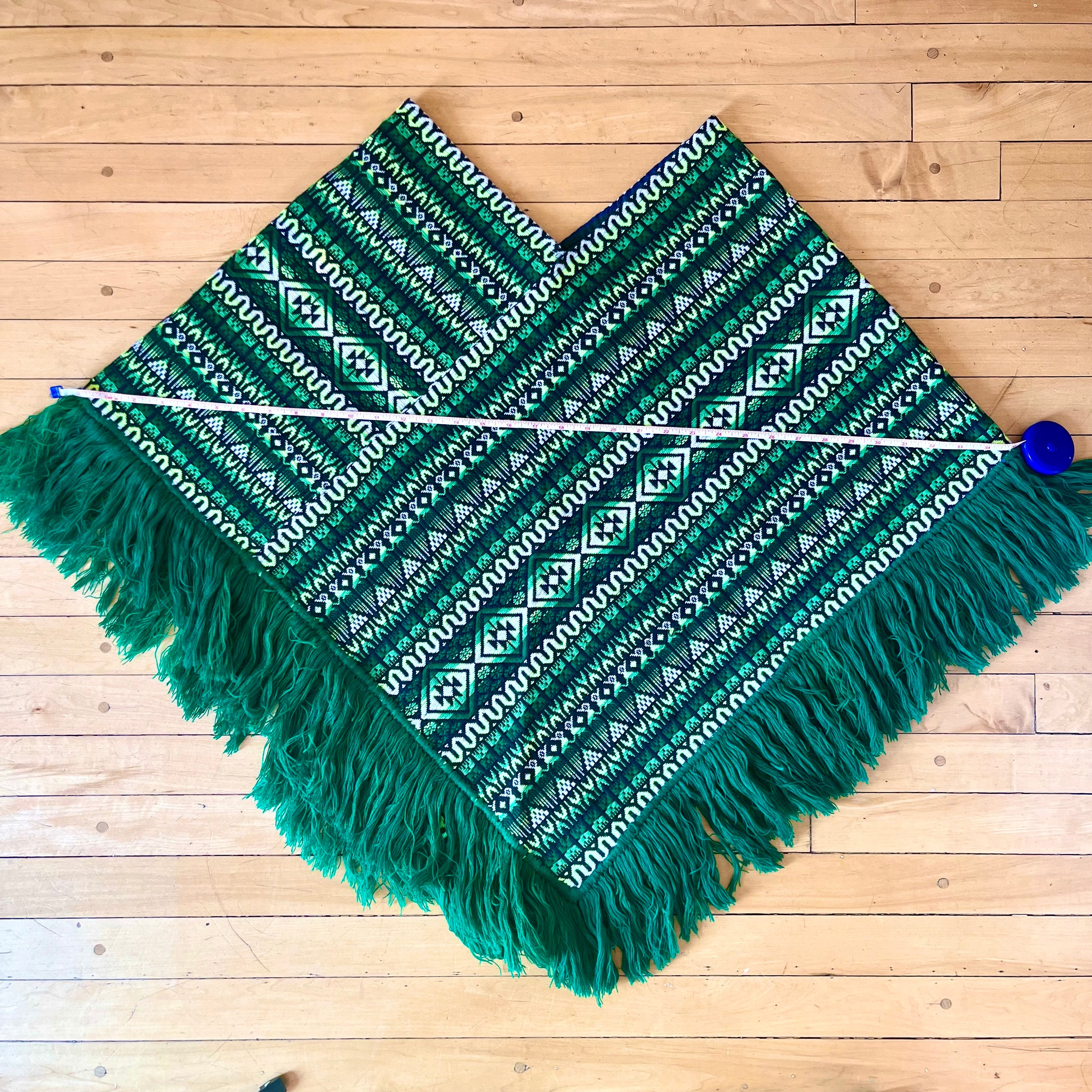 TOPPER SHAWL