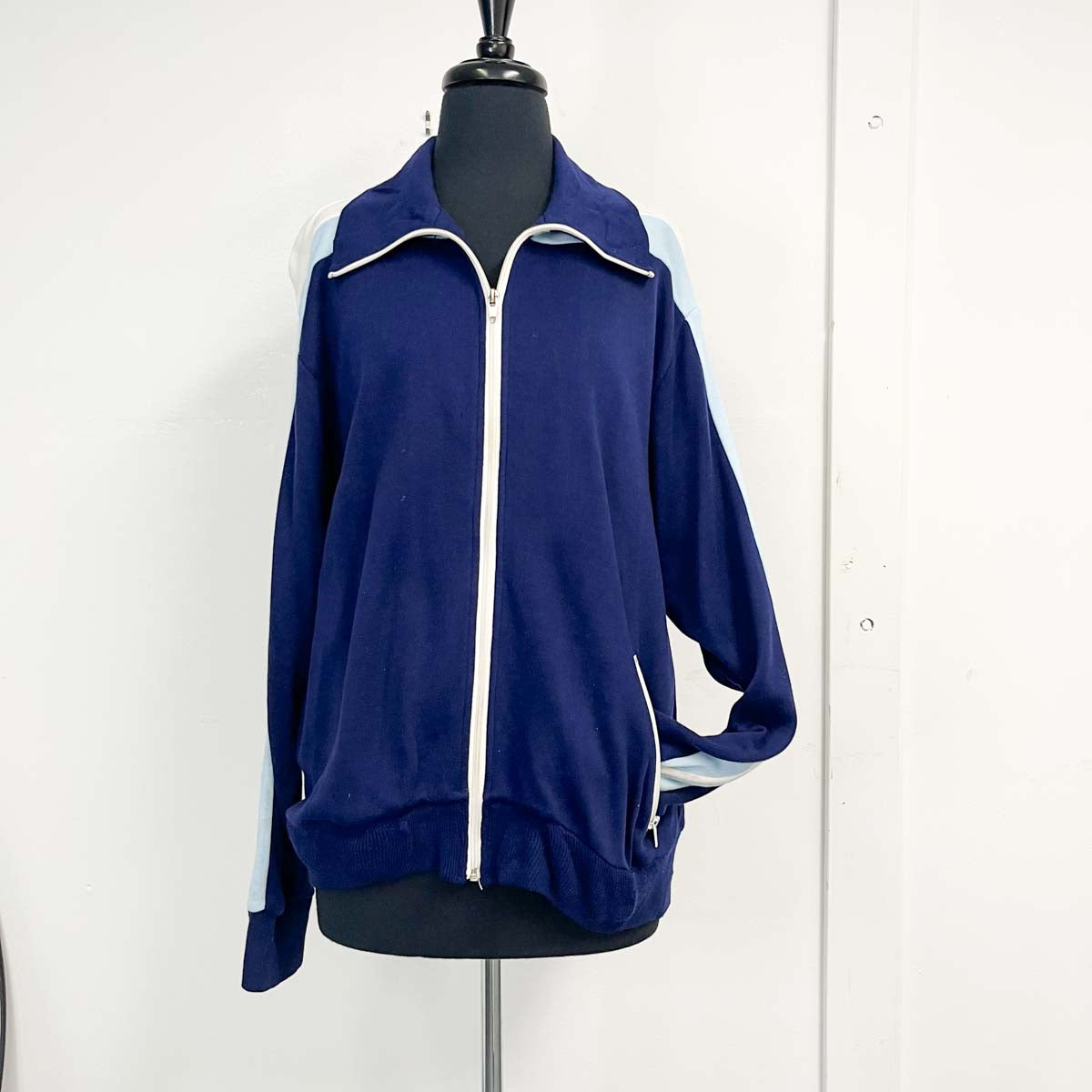 VINTAGE NAVY BLUE AND WHITE TRACK JACKET : REGAL ZIP FRONT