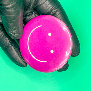 VINTAGE PURPLE SMILEY FACE BUTTON