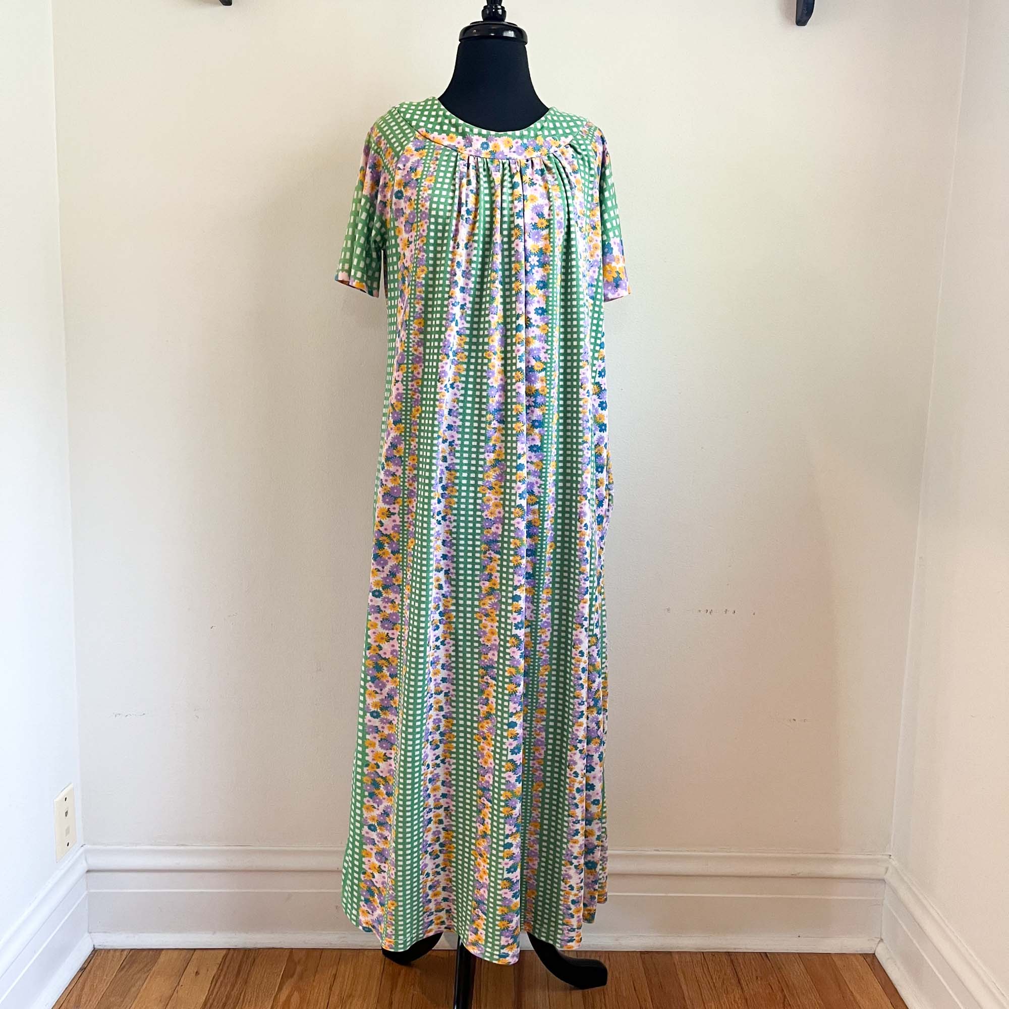 VINTAGE LOUNGE DRESS THE MAY SHOWERS DRESS